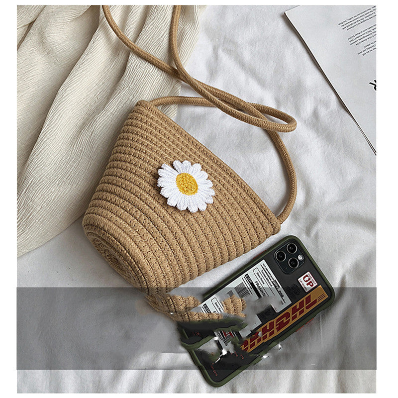 Super Fire Little Daisy Woven Bucket Bag Mori Girl One Shoulder